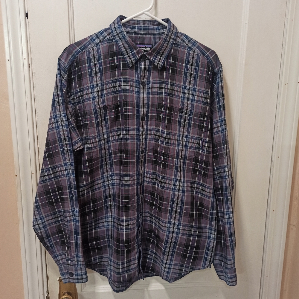 Patagonia Long Sleeve Button Up Shirt Blue Plaid Cotton Men's Medium